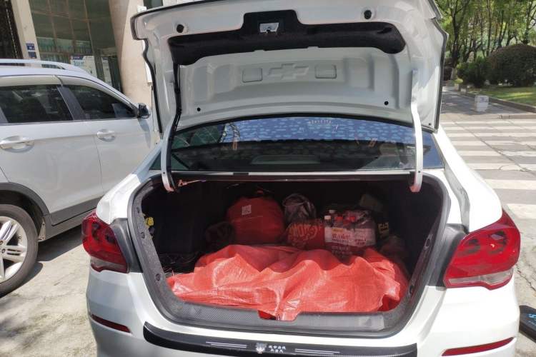 Used Chevrolet Cavalier 2019 320 Automatic Enjoyment with Sunroof Trunk