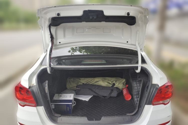 Used Chevrolet Cavalier 2019 320 Automatic Xinyue Edition Trunk