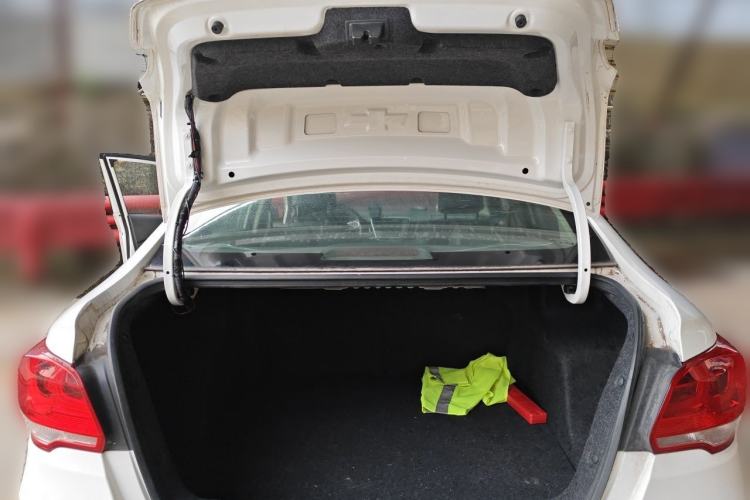 Used Chevrolet Cavalier 2019 320 Automatic Xinyue Edition Trunk
