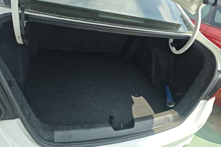 Used Chevrolet Cavalier 2019 320 Automatic Enjoyment with Sunroof Trunk