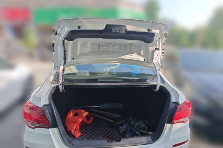 Used Chevrolet Cavalier 2019 320 Automatic Xinyue Edition Trunk