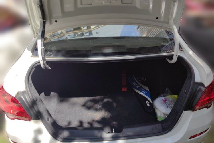 Used Chevrolet Cavalier 2019 320 Automatic Xinyue Edition Trunk