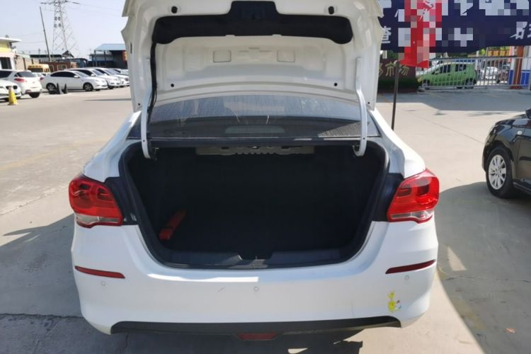 Used Chevrolet Cavalier 2019 320 Automatic Xinyue Edition Trunk
