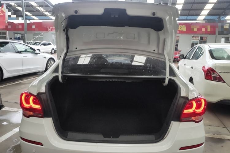 Used Chevrolet Cavalier 2019 320 Automatic Enjoyment with Sunroof Trunk