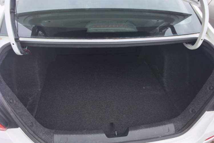 Used Chevrolet Cavalier 2019 320 Automatic Enjoyment with Sunroof Trunk