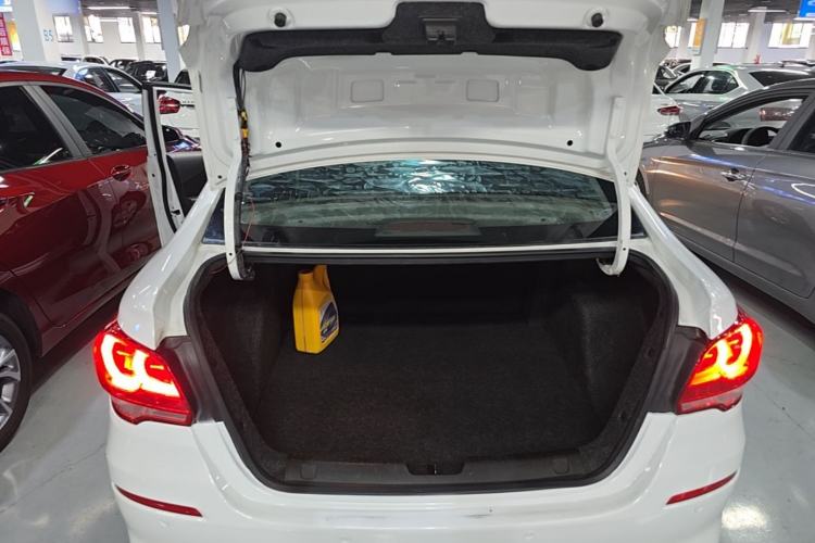 Used Chevrolet Cavalier 2019 320 Automatic Enjoyment with Sunroof Trunk