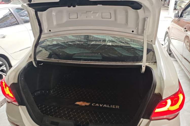 Used Chevrolet Cavalier 2019 320 Automatic Enjoyment with Sunroof Trunk