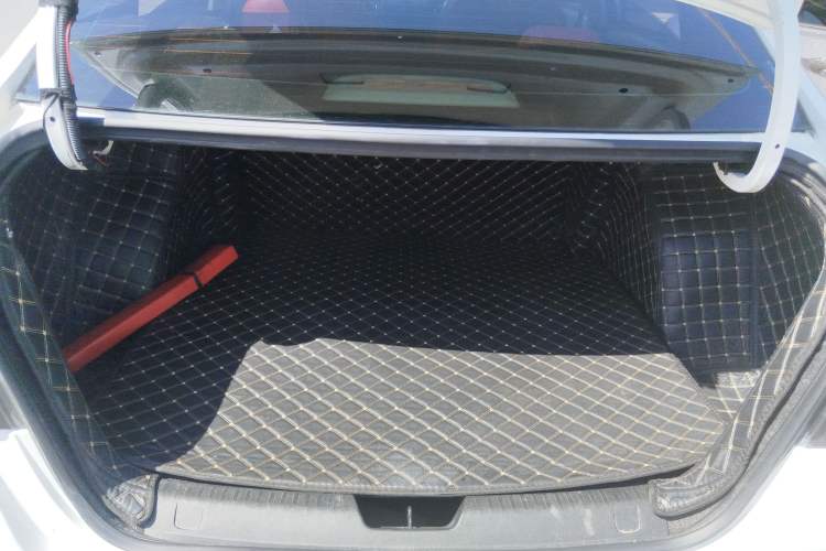 Used Chevrolet Cavalier 2019 320 Automatic Enjoyment with Sunroof Trunk