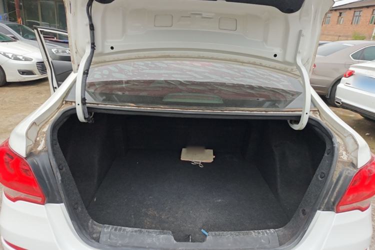 Used Chevrolet Cavalier 2019 320 Automatic Enjoyment with Sunroof Trunk