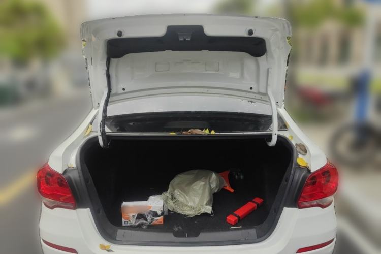 Used Chevrolet Cavalier 2019 320 Automatic Xinyue Edition Trunk
