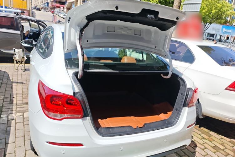 Used Chevrolet Cavalier 2019 320 Automatic Enjoyment with Sunroof Trunk