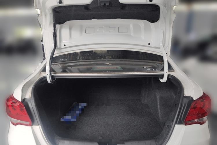 Used Chevrolet Cavalier 2019 320 Automatic Xinyue Edition Trunk