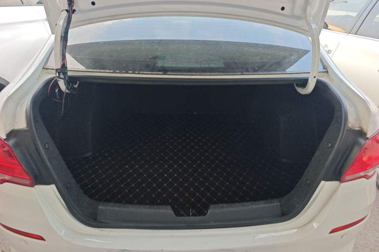 Used Chevrolet Cavalier 2019 320 Automatic Enjoyment Edition Trunk