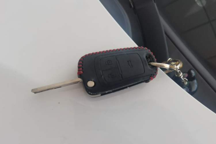 Used Chevrolet Cavalier 2019 320 Automatic Enjoyment with Sunroof Vehicle Key