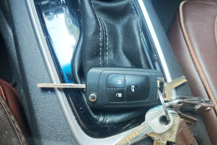 Used Chevrolet Cavalier 2019 320 Automatic Enjoyment with Sunroof Vehicle Key