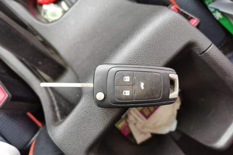 Used Chevrolet Cavalier 2019 320 Automatic Enjoyment with Sunroof Vehicle Key