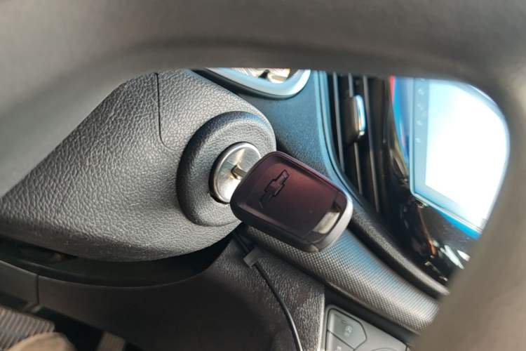 Used Chevrolet Cavalier 2019 320 Automatic Enjoyment with Sunroof Vehicle Key