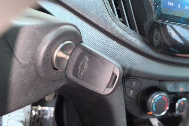 Used Chevrolet Cavalier 2019 320 Automatic Enjoyment with Sunroof Vehicle Key