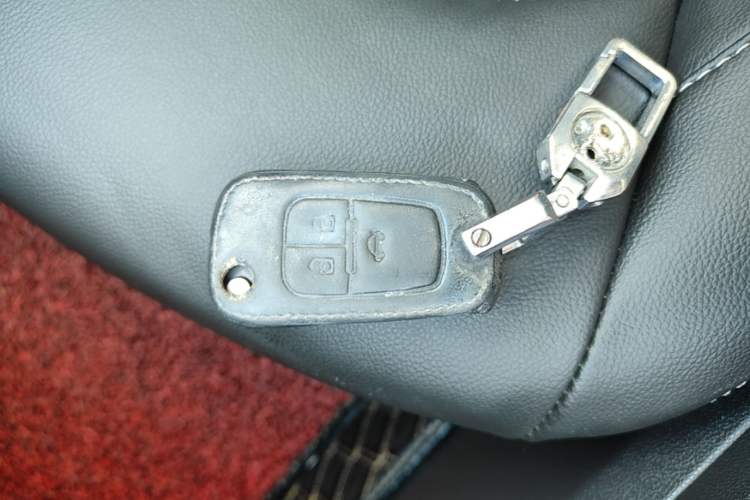 Used Chevrolet Cavalier 2019 320 Manual Xinyue Edition Vehicle Key