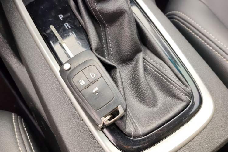 Used Chevrolet Cavalier 2019 320 Automatic Enjoyment with Sunroof Vehicle Key