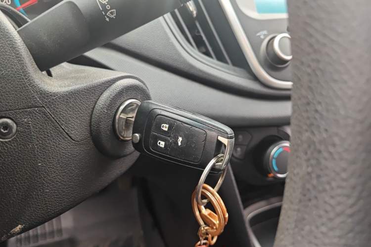 Used Chevrolet Cavalier 2019 320 Automatic Xinyue Edition Vehicle Key