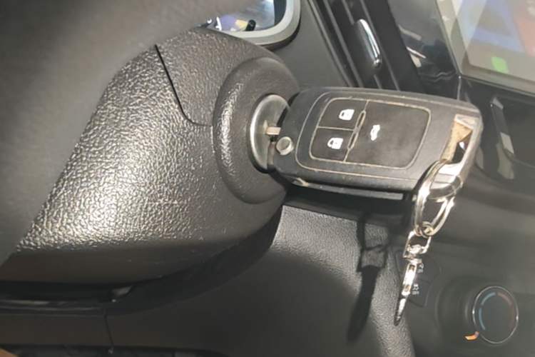 Used Chevrolet Cavalier 2019 320 Automatic Enjoyment with Sunroof Vehicle Key