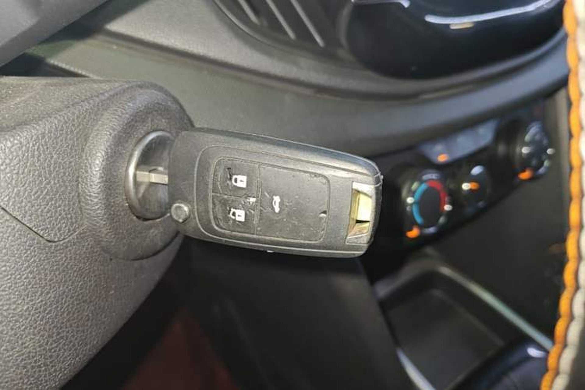 Used Chevrolet Cavalier 2019 320 Manual Enjoyment Edition Vehicle Key