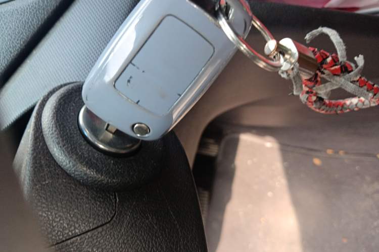 Used Chevrolet Cavalier 2019 320 Automatic Enjoyment with Sunroof Vehicle Key