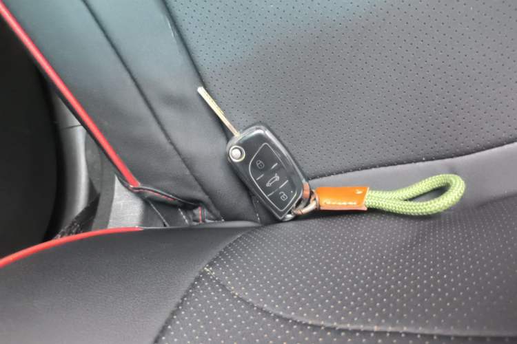Used Chevrolet Cavalier 2019 320 Automatic Xinyue Edition Vehicle Key