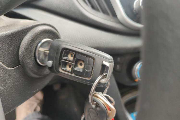 Used Chevrolet Cavalier 2019 320 Automatic Enjoyment with Sunroof Vehicle Key