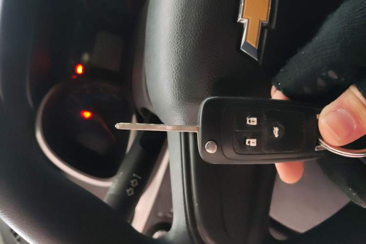 Used Chevrolet Cavalier 2019 320 Automatic Enjoyment with Sunroof Vehicle Key