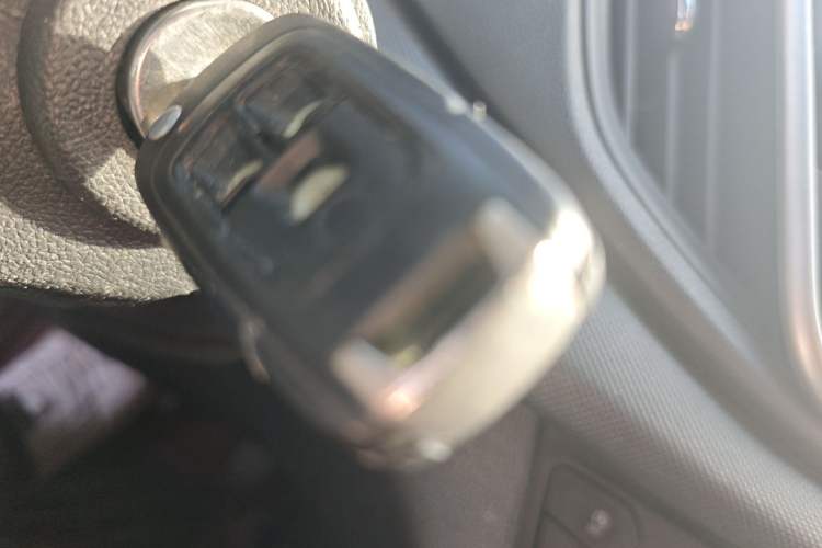 Used Chevrolet Cavalier 2019 320 Automatic Enjoyment with Sunroof Vehicle Key