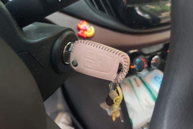 Used Chevrolet Cavalier 2019 320 Automatic Enjoyment with Sunroof Vehicle Key