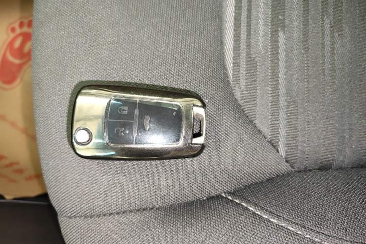 Used Chevrolet Cavalier 2019 320 Automatic Enjoyment with Sunroof Vehicle Key