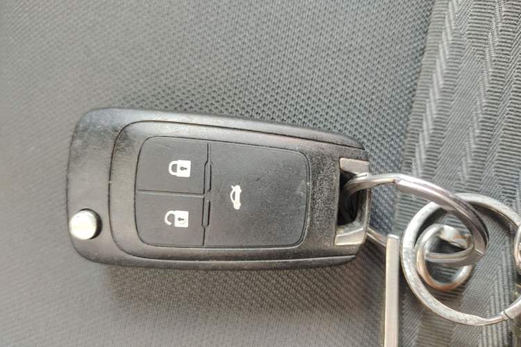 Used Chevrolet Cavalier 2019 320 Automatic Enjoyment with Sunroof Vehicle Key
