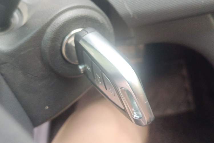 Used Chevrolet Cavalier 2019 320 Automatic Enjoyment with Sunroof Vehicle Key