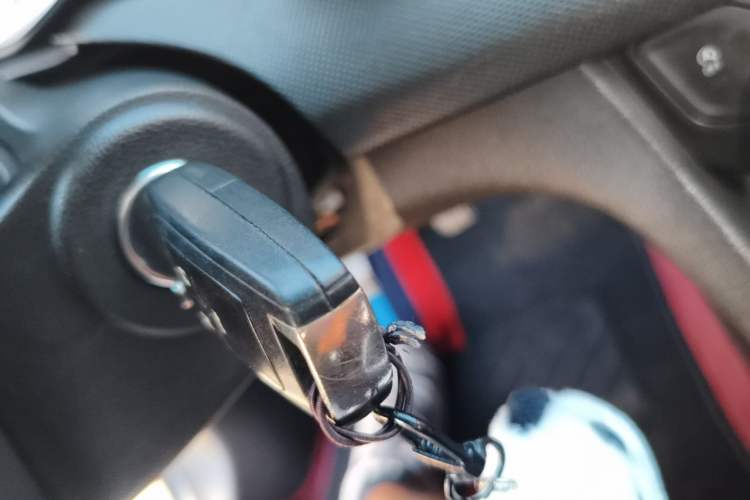 Used Chevrolet Cavalier 2019 320 Manual Enjoyment Edition Vehicle Key