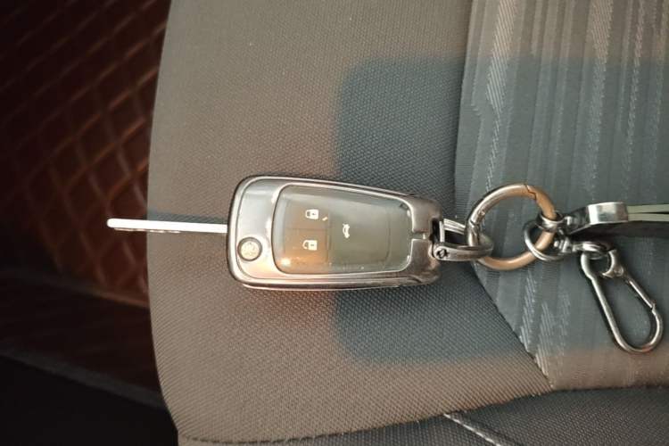 Used Chevrolet Cavalier 2019 320 Automatic Enjoyment with Sunroof Vehicle Key