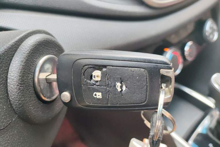 Used Chevrolet Cavalier 2019 320 Automatic Enjoyment with Sunroof Vehicle Key
