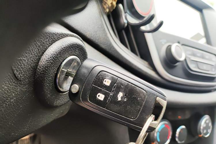 Used Chevrolet Cavalier 2019 320 Manual Xinyue Edition Vehicle Key