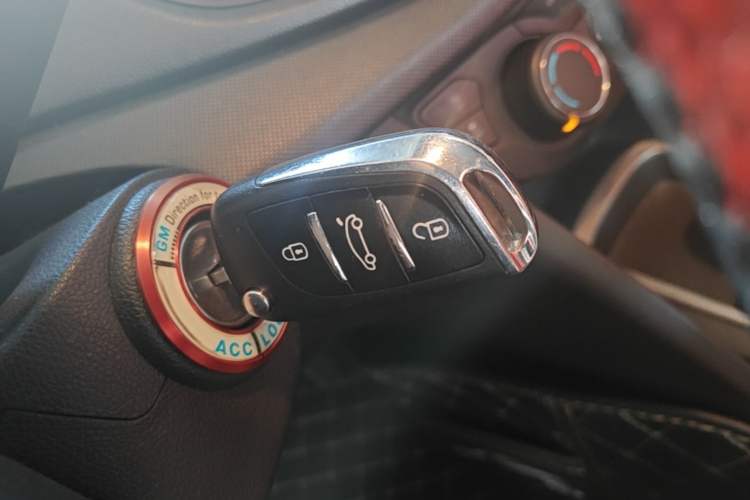 Used Chevrolet Cavalier 2019 320 Automatic Enjoyment with Sunroof Vehicle Key