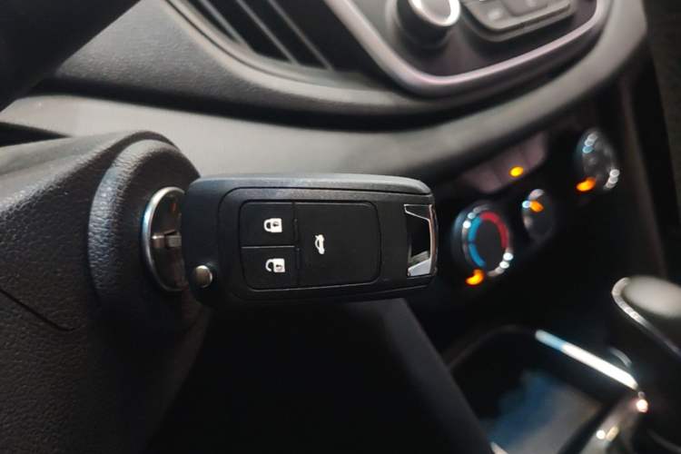 Used Chevrolet Cavalier 2019 320 Automatic Xinyue Edition Vehicle Key