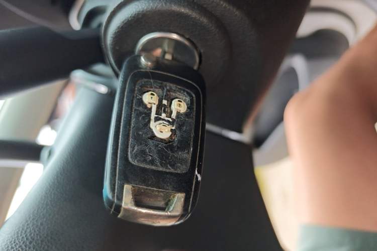 Used Chevrolet Cavalier 2019 320 Automatic Enjoyment with Sunroof Vehicle Key