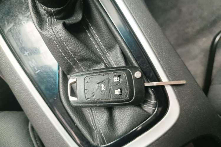 Used Chevrolet Cavalier 2019 320 Automatic Enjoyment with Sunroof Vehicle Key