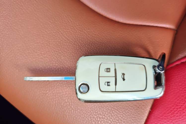 Used Chevrolet Cavalier 2019 320 Automatic Enjoyment with Sunroof Vehicle Key