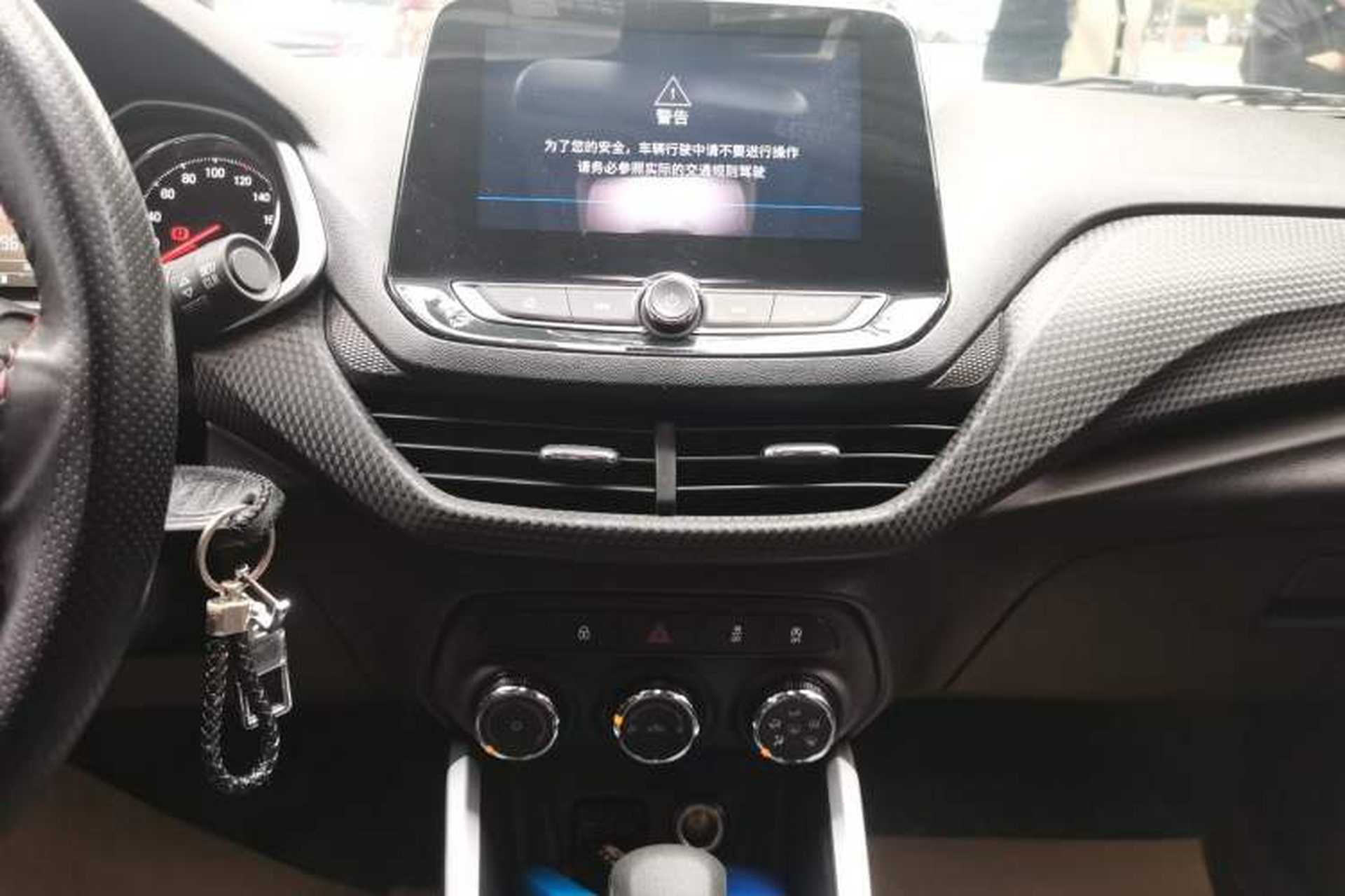 Used Chevrolet Cavalier 2020 Redline 325T Automatic Xinshang Edition China VI Standard Audio And AC Panel