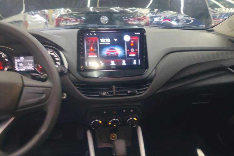 Used Chevrolet Cavalier 2020 325T Automatic Enjoyment Edition Audio And AC Panel