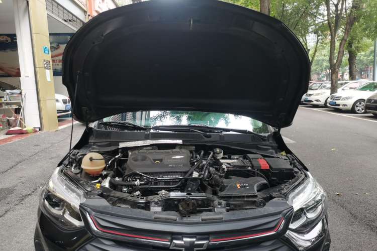 Used Chevrolet Cavalier 2020 Redline 325T Automatic Xinshang Edition China VI Standard Engine Bay