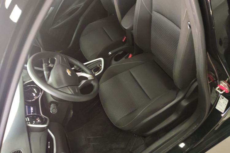 Used Chevrolet Cavalier 2020 325T Automatic Enjoyment Edition Left Front Seat