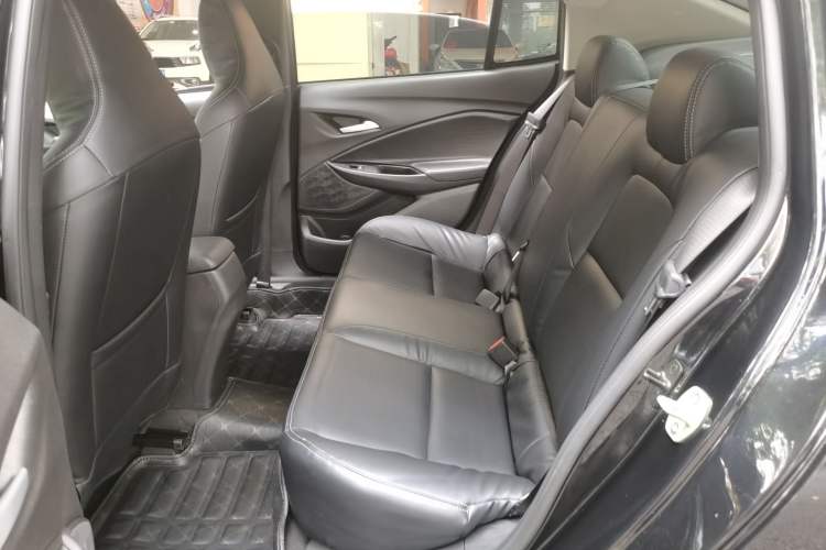 Used Chevrolet Cavalier 2020 Redline 325T Automatic Xinshang Edition China VI Standard Left Rear Seat